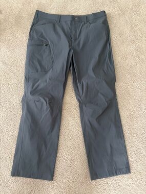 Eddie Bauer Men's Gray Outdoor Cargo Pants